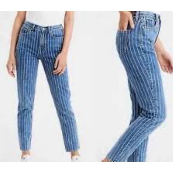 American Eagle, Pinstriped Mom Jean Size 2 Tapered Leg, denim - Picture 2 of 14